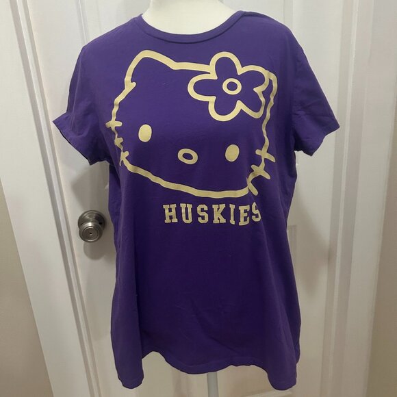 Hello Kitty University of Washington Huskies Crew neck Tee - XL - Picture 1 of 1